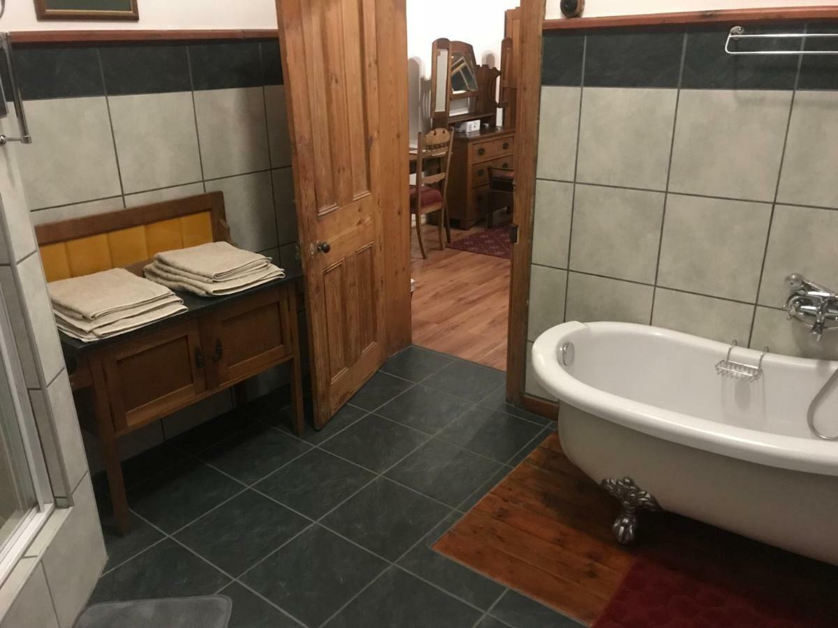 Towerzicht Guest House Ladismith Eksteriør billede